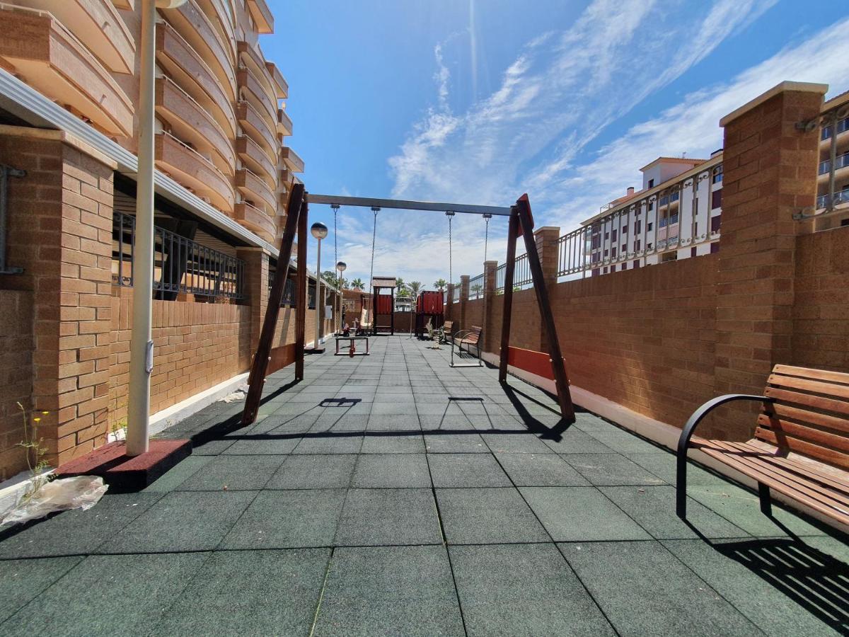 Apartamento Acapulco Holiday Оропеса дел Мар Екстериор снимка